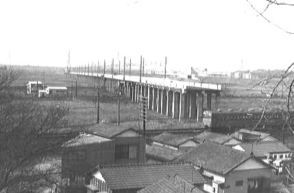 昭和44年、建設中の武蔵野線