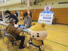 SOMPOひまわり生命保険のブースの写真