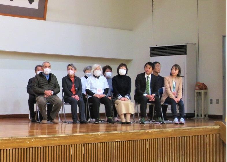 開会式での表彰の写真