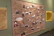 松戸町の地図に当時の写真を重ねた展示の画像