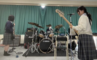 軽音楽部の活動写真