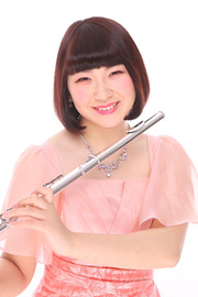 石崎　愛菜（いしざき　あいな）氏