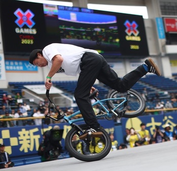 BMXプロライダー・佐々木元選手