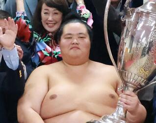 琴櫻関アップ