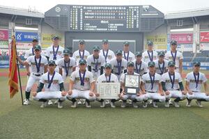 準優勝を果たした専大松戸野球部
