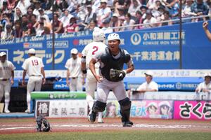 吉岡キャッチャー