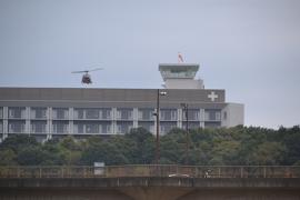 千葉西総合病院を離陸するヘリコプターの写真