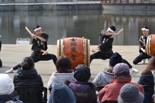 和太鼓の公演の写真