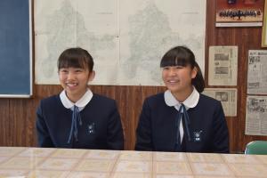 部長・大堀　蘭乃音さんと副部長・松坂恵さんの写真2