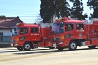 併走する消防車