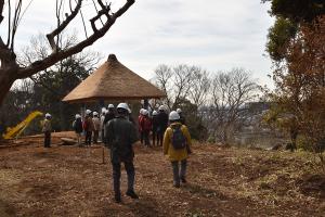 東屋の見学