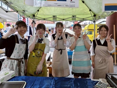 チームレモンレモンのメンバー5人