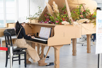 世界に一台のダンボールピアノ