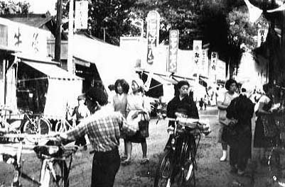 昭和29年頃の北小金駅南口商店街の写真