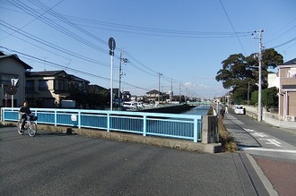「拾六町橋」‐坂川の橋の写真