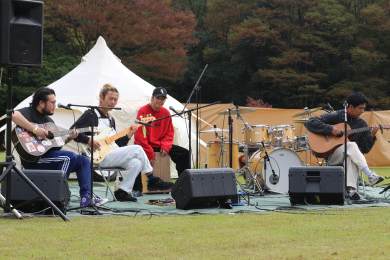 TENDOUJIのアコースティックライヴ