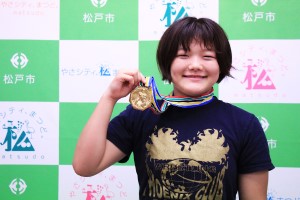 吉田玲衣さん