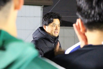 選手に話をする小阪監督