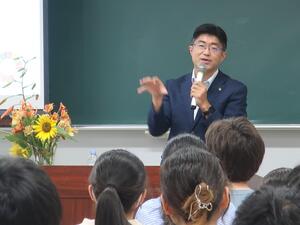 市長講義の様子2