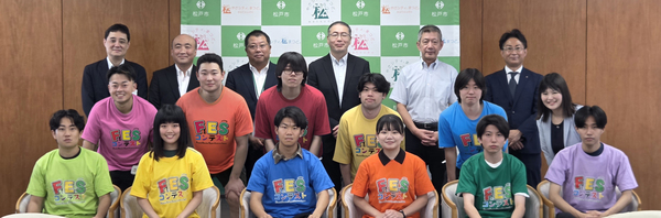 キックオフ集合写真