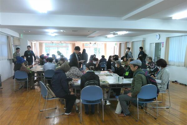 最初に皆で自己紹介