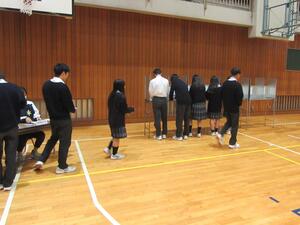 模擬投票の写真