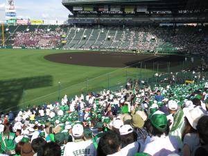 全国高校野球選手権大会　専修大学松戸－花巻東観客席