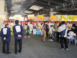 松戸市南部市場祭　視察の写真