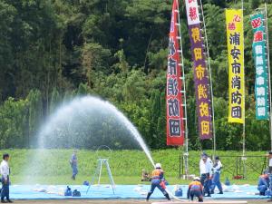 松戸市消防団 小型ポンプ操法の様子