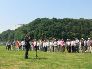 平成29年度松戸市グラウンド・ゴルフ協会春季市長杯大会　市長挨拶の様子