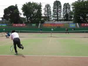 NPO法人松戸市テニス協会　TOGAKUまつど女子オープンテニス2017市長始球式の様子