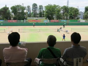 NPO法人松戸市テニス協会　TOGAKUまつど女子オープンテニス2017決勝戦の様子