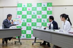 視察の様子
