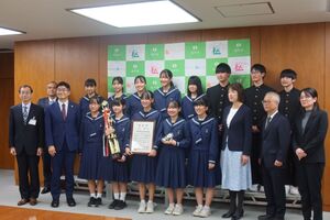 表敬訪問の様子