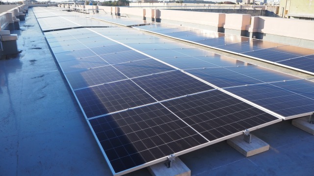 太陽光発電システム(根木内小学校)