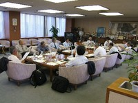 緑推進委員会の会議風景