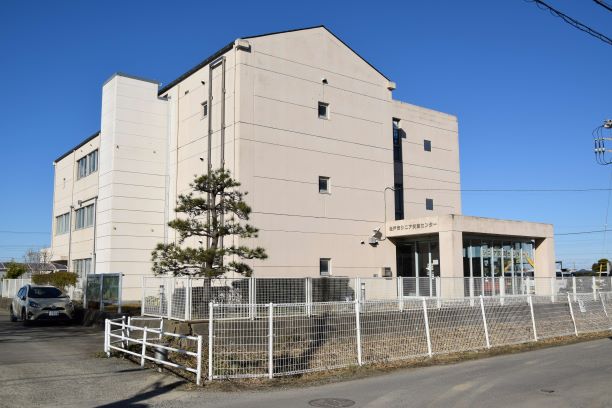 シニア交流センター外観