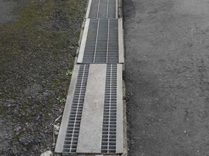 羽根つきグレーチング画像